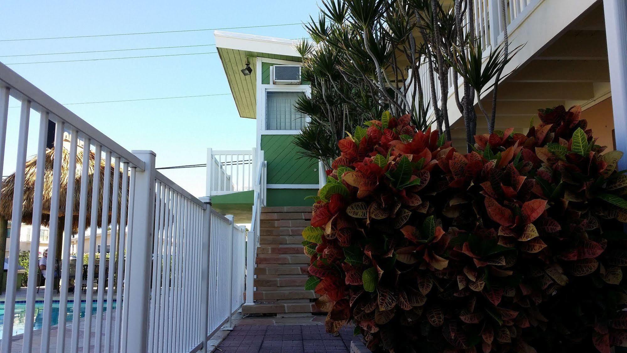 Motel The Palms On Ocean Pompano Beach Zewnętrze zdjęcie